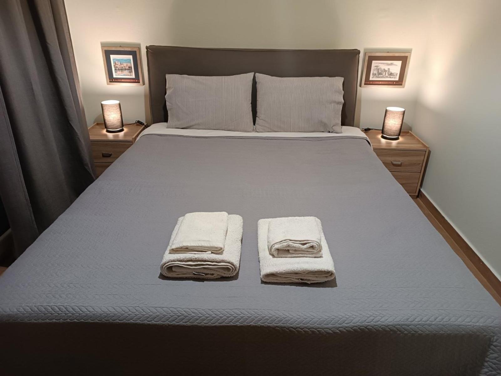 Penthouse Suite Center Kavala Esterno foto